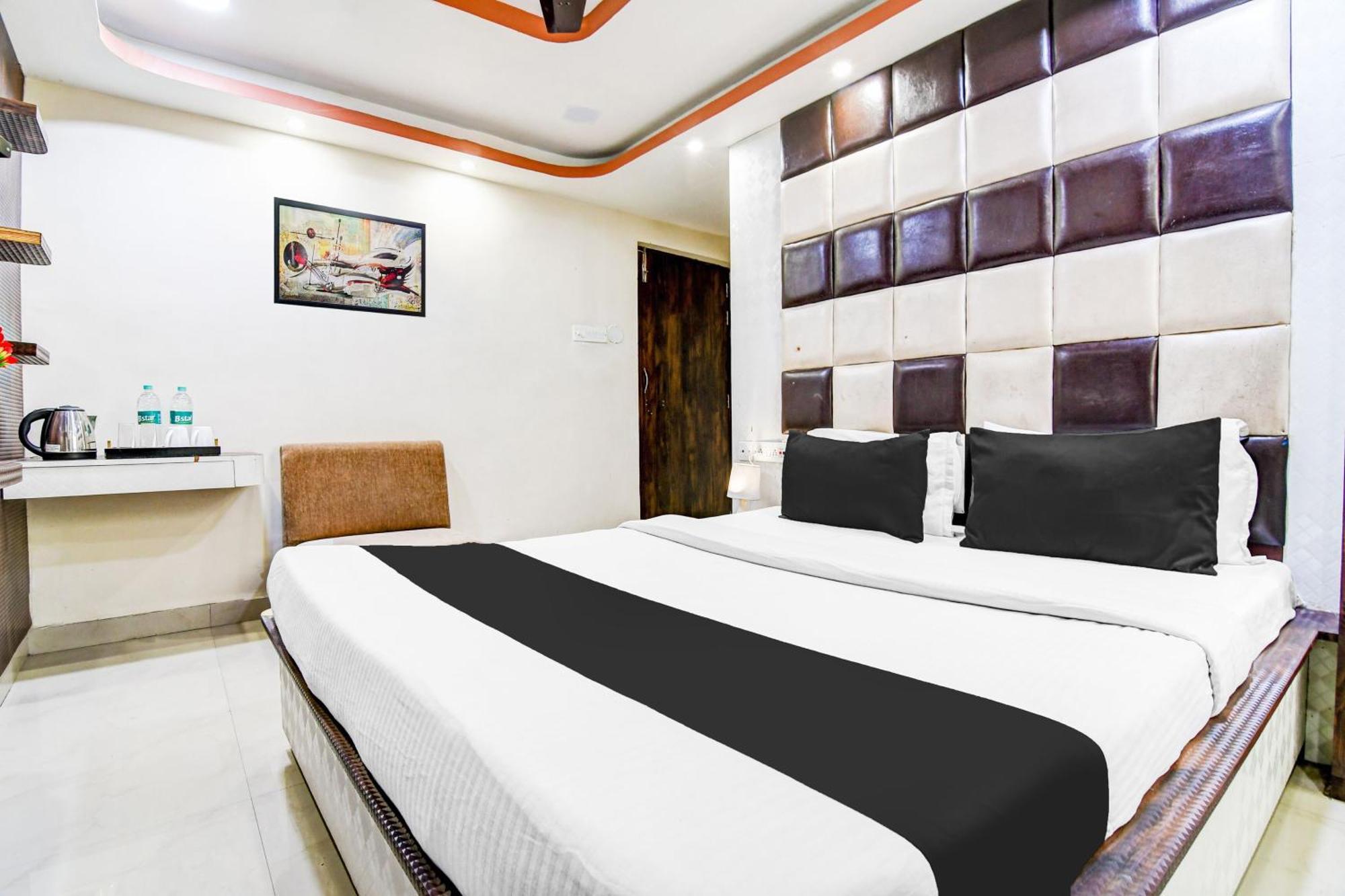 Super Hotel O Tagore Park Ruby Road Kalkuta Zewnętrze zdjęcie