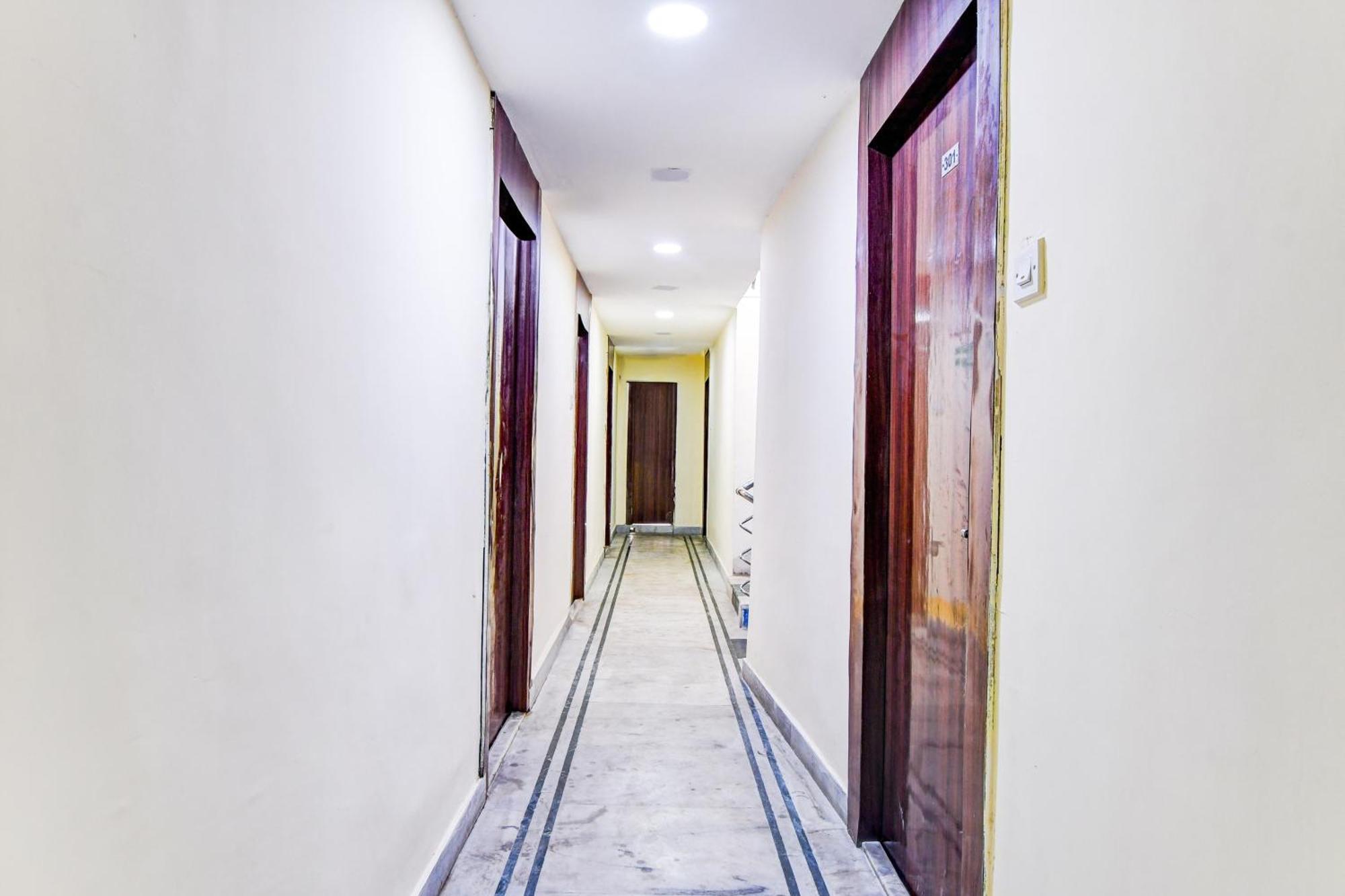 Super Hotel O Tagore Park Ruby Road Kalkuta Zewnętrze zdjęcie